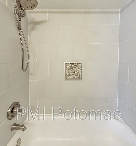 10301 Westridge Dr #101 — Photo 20