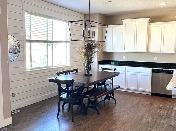 6 W Park Dr, Elk Ridge, UT 84651