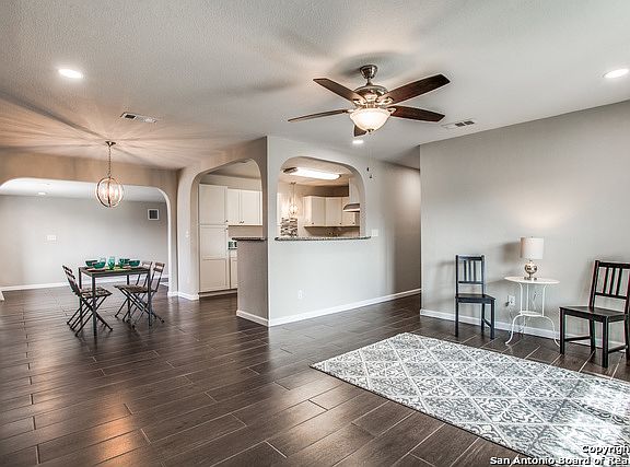 3rd image of 159 Addax Dr