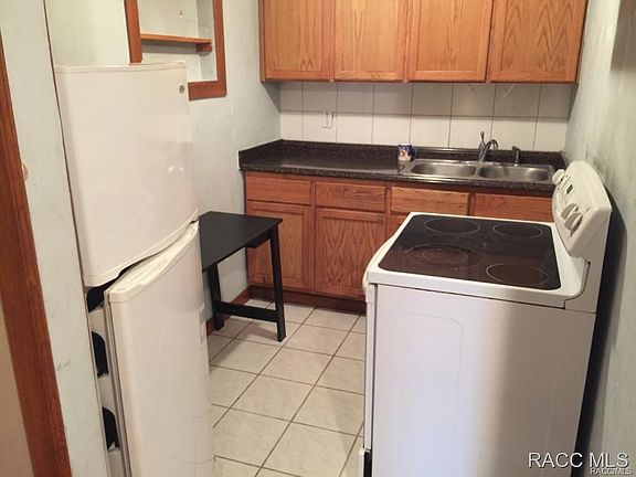 5th image of 607 NE 1st St