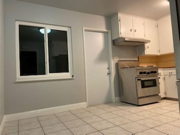 Kitchen small dining area
