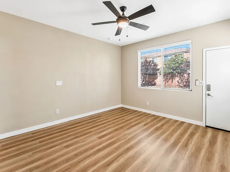 6613 Dome Rock St — Photo 4
