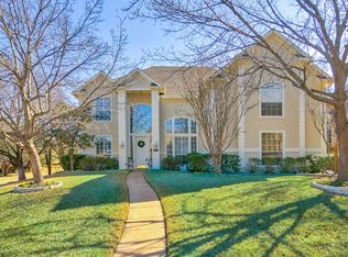 901 Shadow Ridge Dr, Lewisville, TX 75077