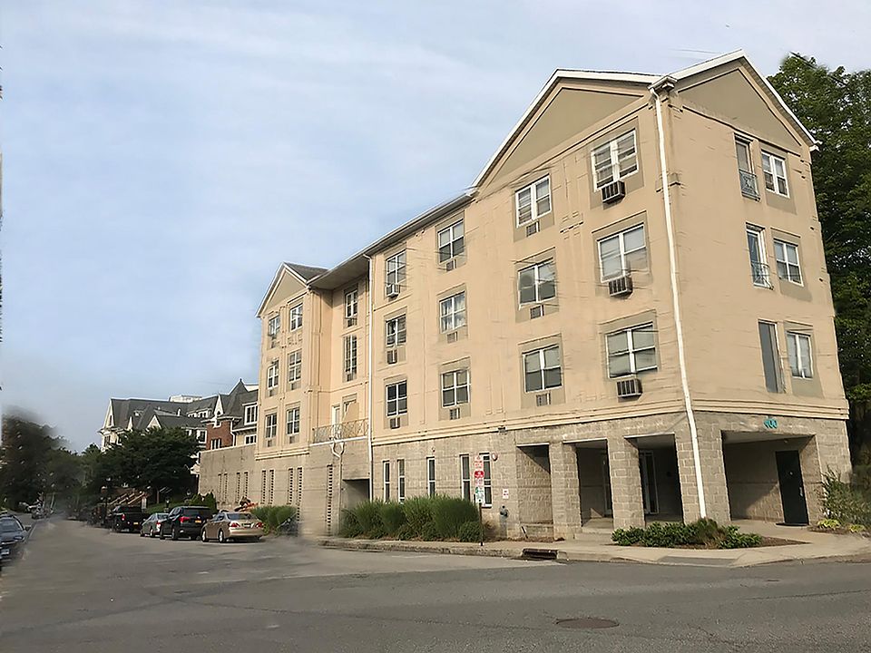1st image of 400 Mount Pleasant Ave