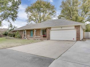 6130 N Bella Rd, Wichita, KS 67204