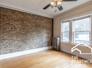 3700 N Wilton Ave #1, Chicago, IL 60613