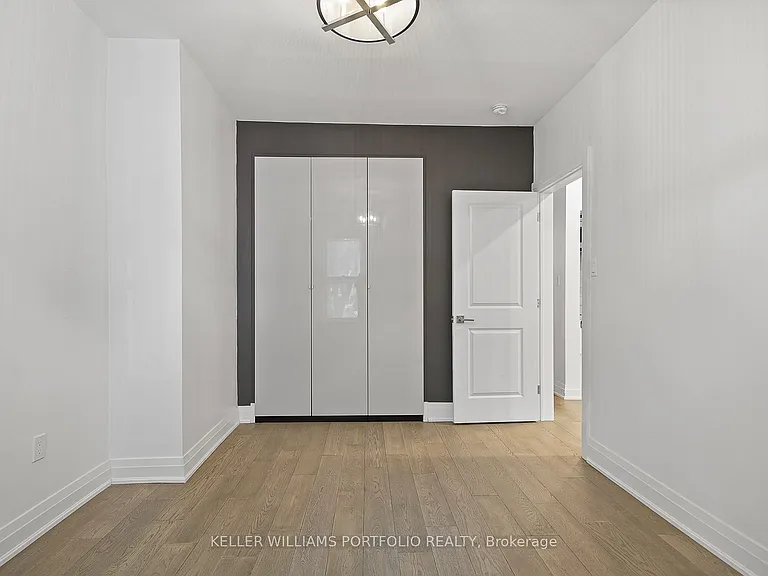 35 Humberside Ave #2 — Photo 22