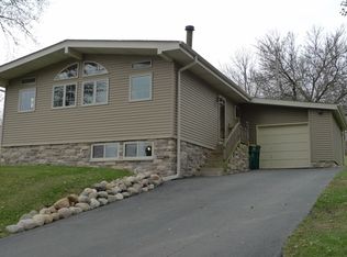 1829 Orchard Ln, McHenry, IL 60050