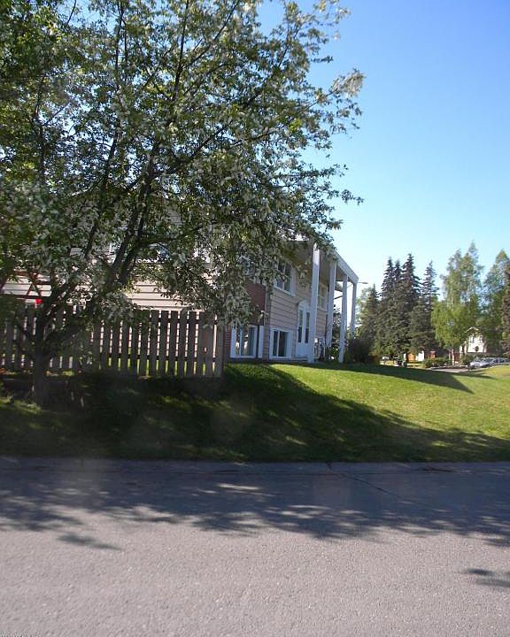 2nd image of 2901 Wesleyan Dr