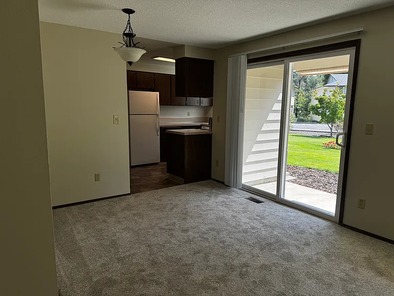 Chestnut Place Apartments — Photo 31