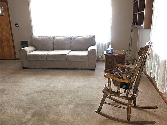 5th image of 10371 Roseville Rd