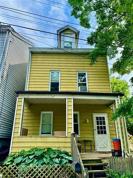 210 Mathilda St photo 1