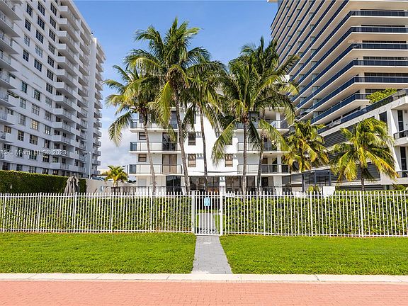4th image of 5845 Collins Ave #306/305