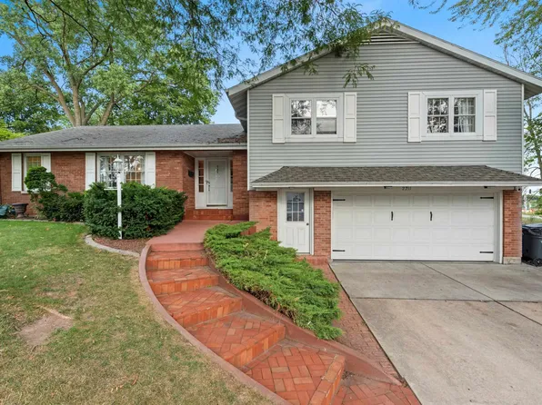 2711 S Van Buren St, Green Bay, WI 54301