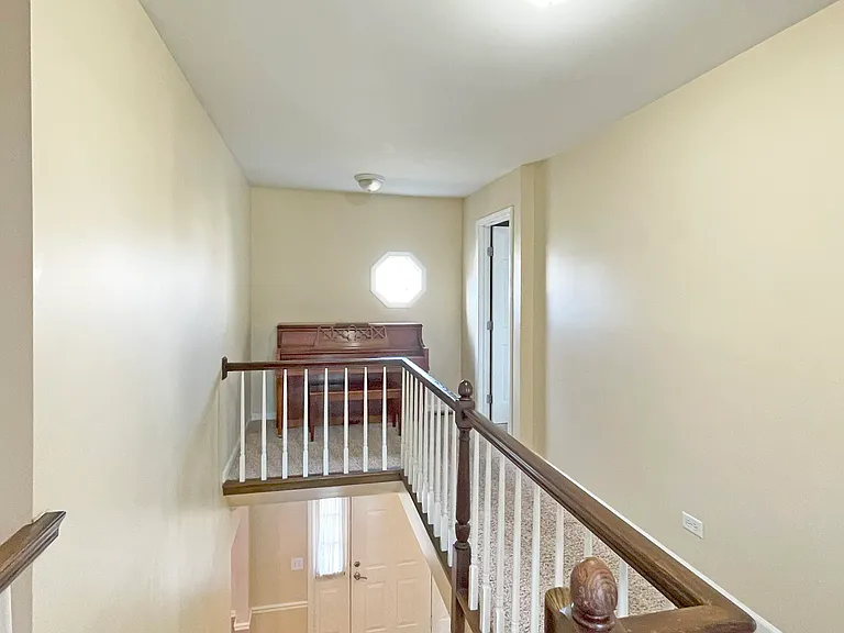1528 E Bailey Rd — Photo 17