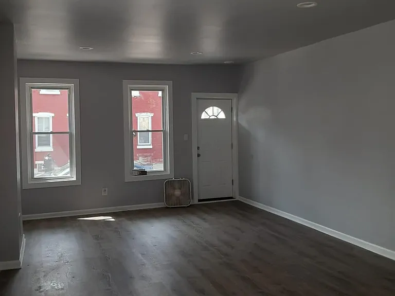 116 E Pastorius St — Photo 5