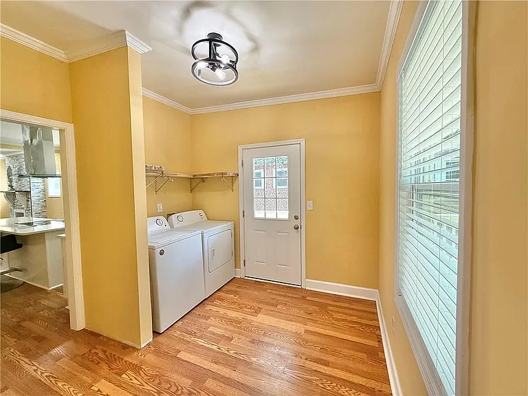 2194 Bolton Rd NW — Photo 26