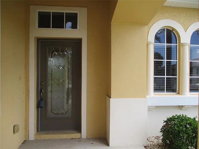 840 King Leon Way — Photo 2