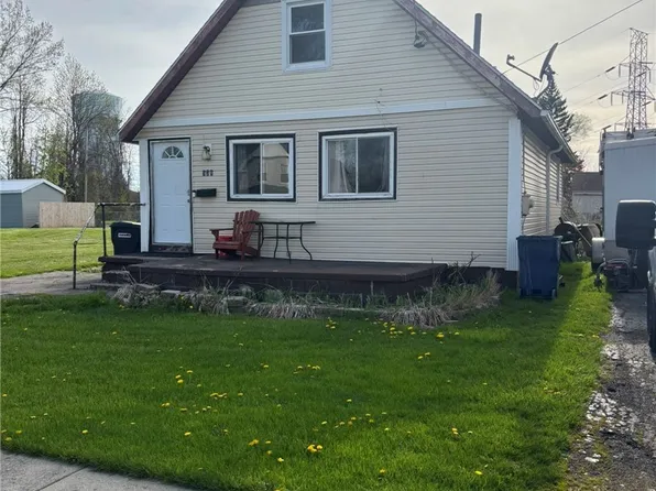 538 59th St, Niagara Falls, NY 14304