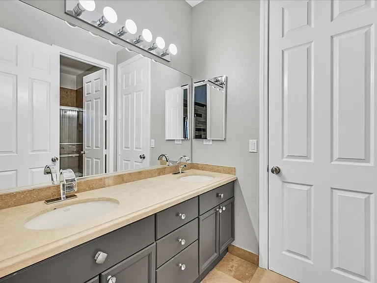 10603 Porta Romana Ct — Photo 41