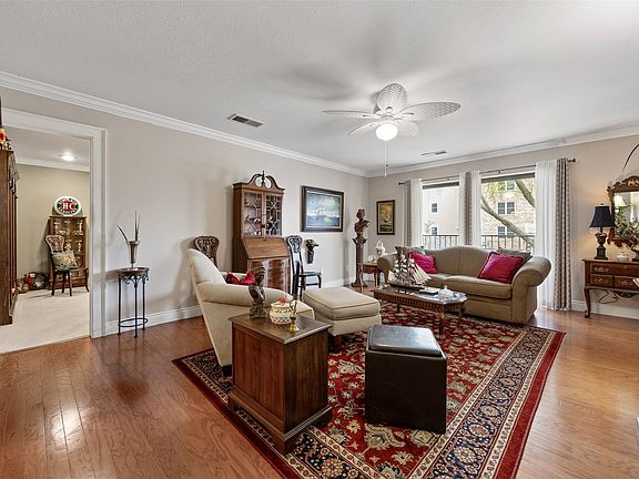 3rd image of 2135 1st Ave SE APT 115