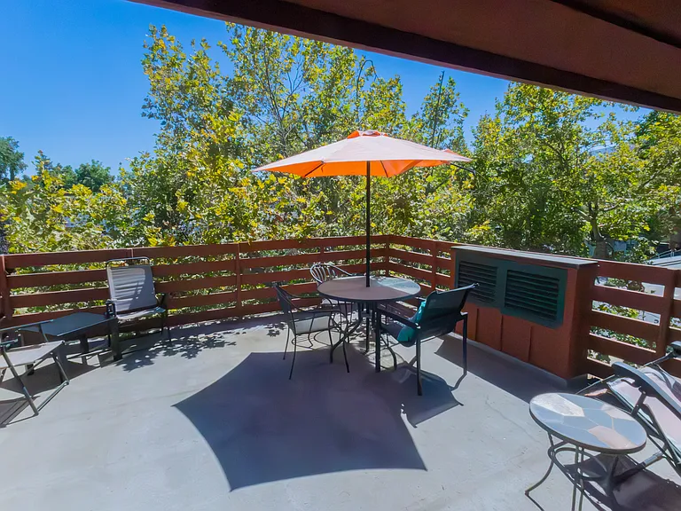 207 3rd St #320 — Photo 33