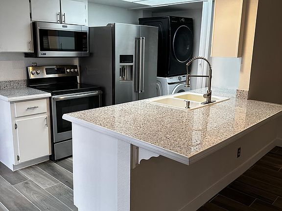 4th image of 5082 Ranchovilla Ct #1