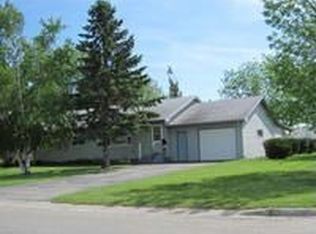 616 6th St S, Breckenridge, MN 56520