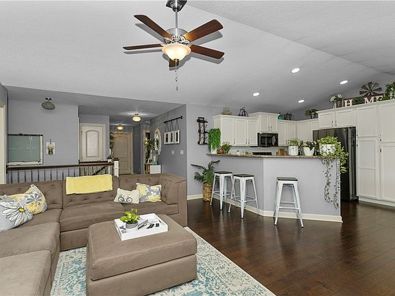 5th image of 1312 90th St