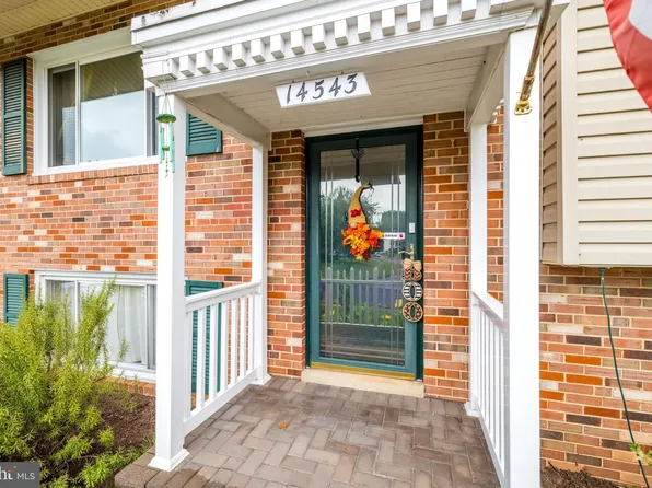 14543 Lock Dr, Centreville, VA 20120