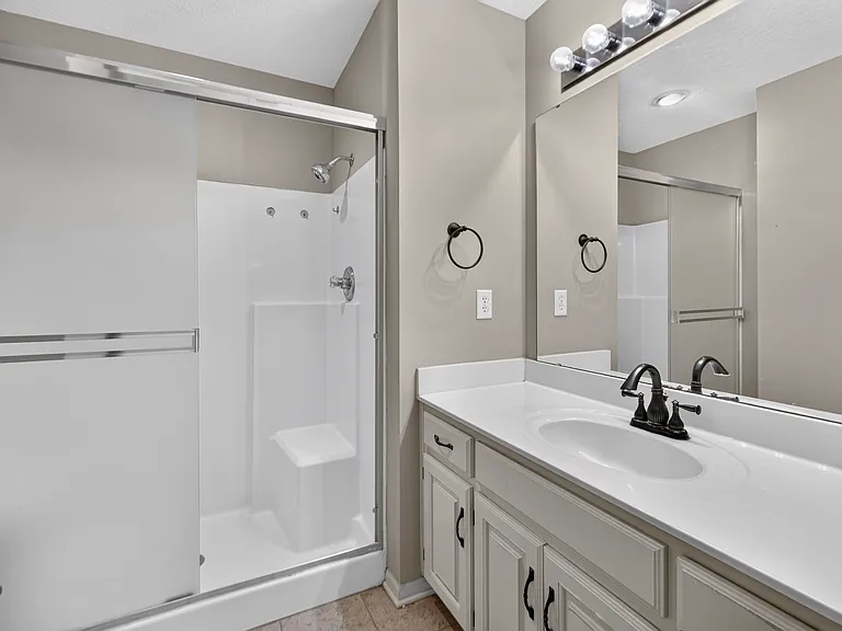 14802 Robinson St — Photo 19