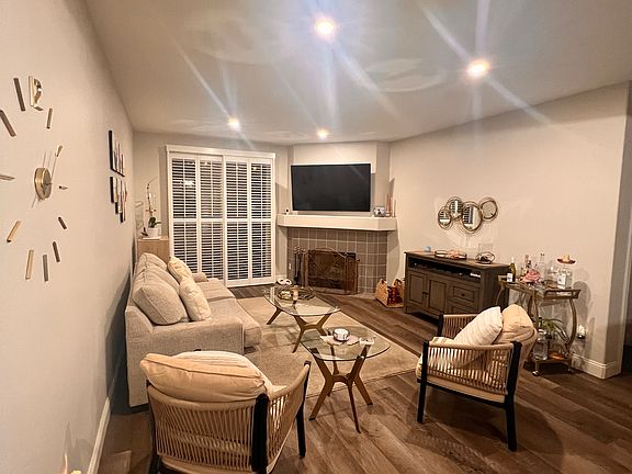 5th image of 550 Camino De La Reina