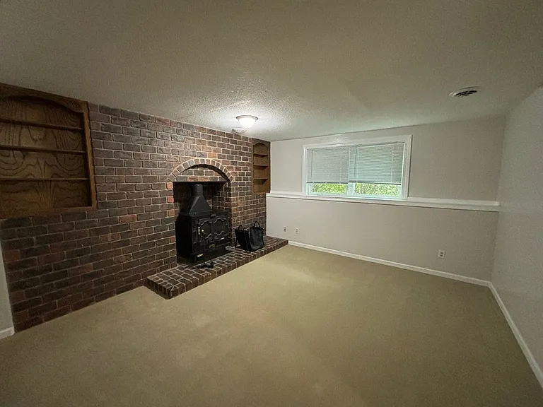 3423 Woods Dr — Photo 11