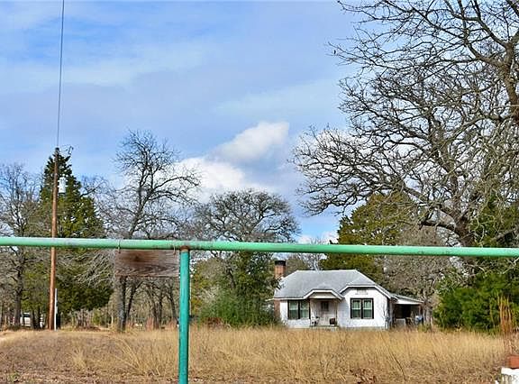3rd image of 12520 Private Road 5104