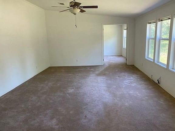 2nd image of 15351 Darci Dr