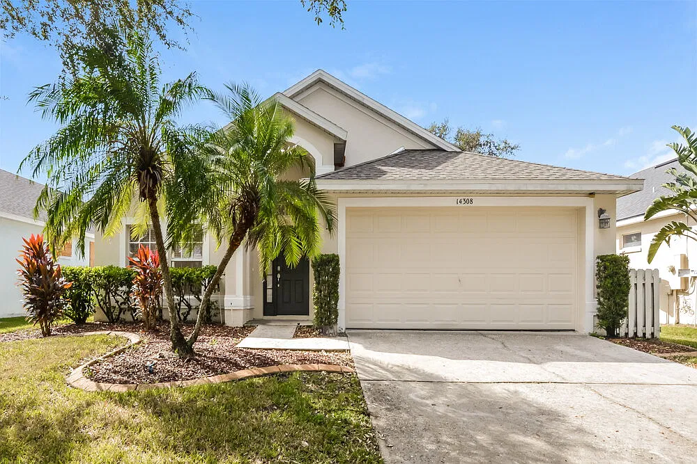 4 bed, 2.0 bath, 1931 sqft, $2,535 — Photo 1
