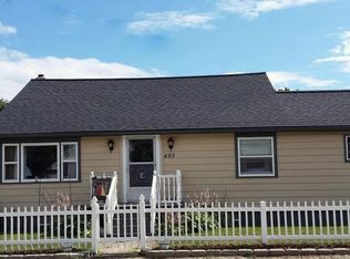 480 Truckey St, Saint Ignace, MI 49781