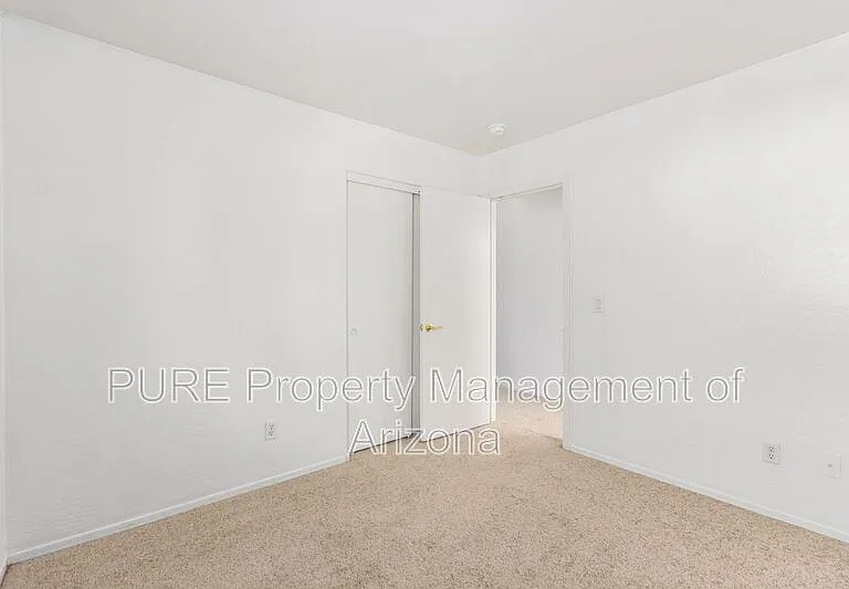 1816 S 106th Ln — Photo 24