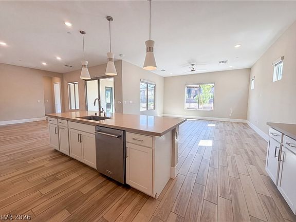 4th image of 9977 Amber Rose Ave