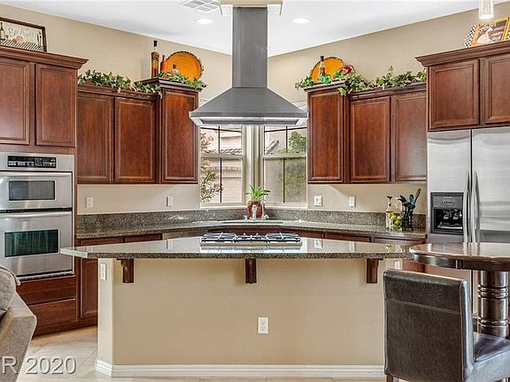 2nd image of 9249 Worsley Park Pl