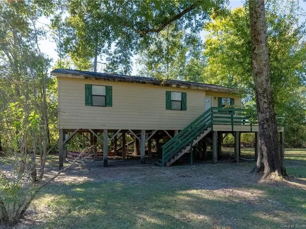 4151 Kendrick Rd, Sulphur, LA 70663