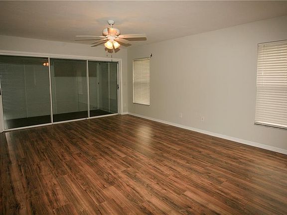5th image of 9852 Luna Cir #B104