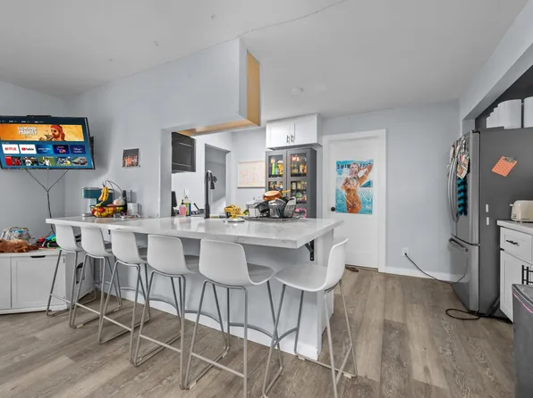 6233 Mary Lane Dr, San Diego, CA 92115