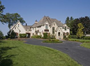 32 Witt Rd, South Barrington, IL 60010