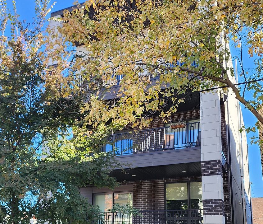1st image of 1811 N California Ave APT 1E
