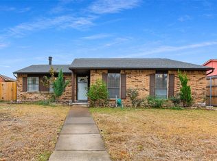 2110 Rose Hill Rd, Carrollton, TX 75007