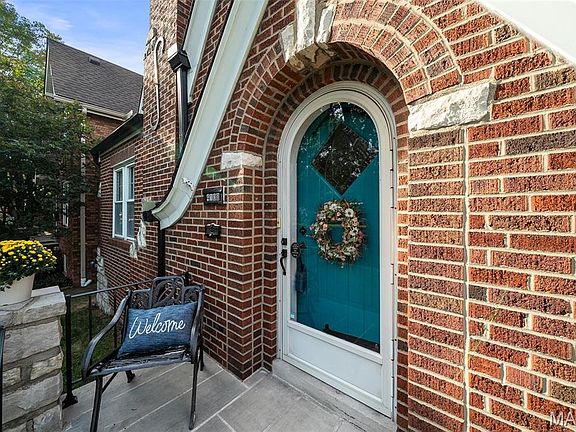 5th image of 4108 Toenges Ave