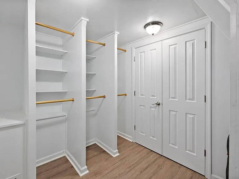 1379 Center Lake Dr — Photo 16