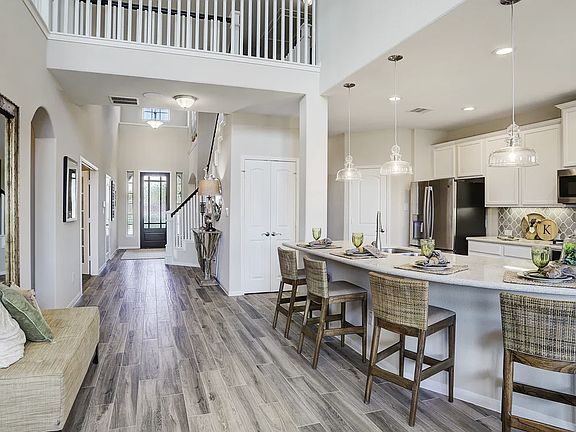 Kitchen with center island