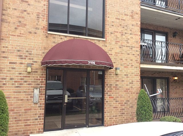 1st image of 7114 W 108th St APT 301